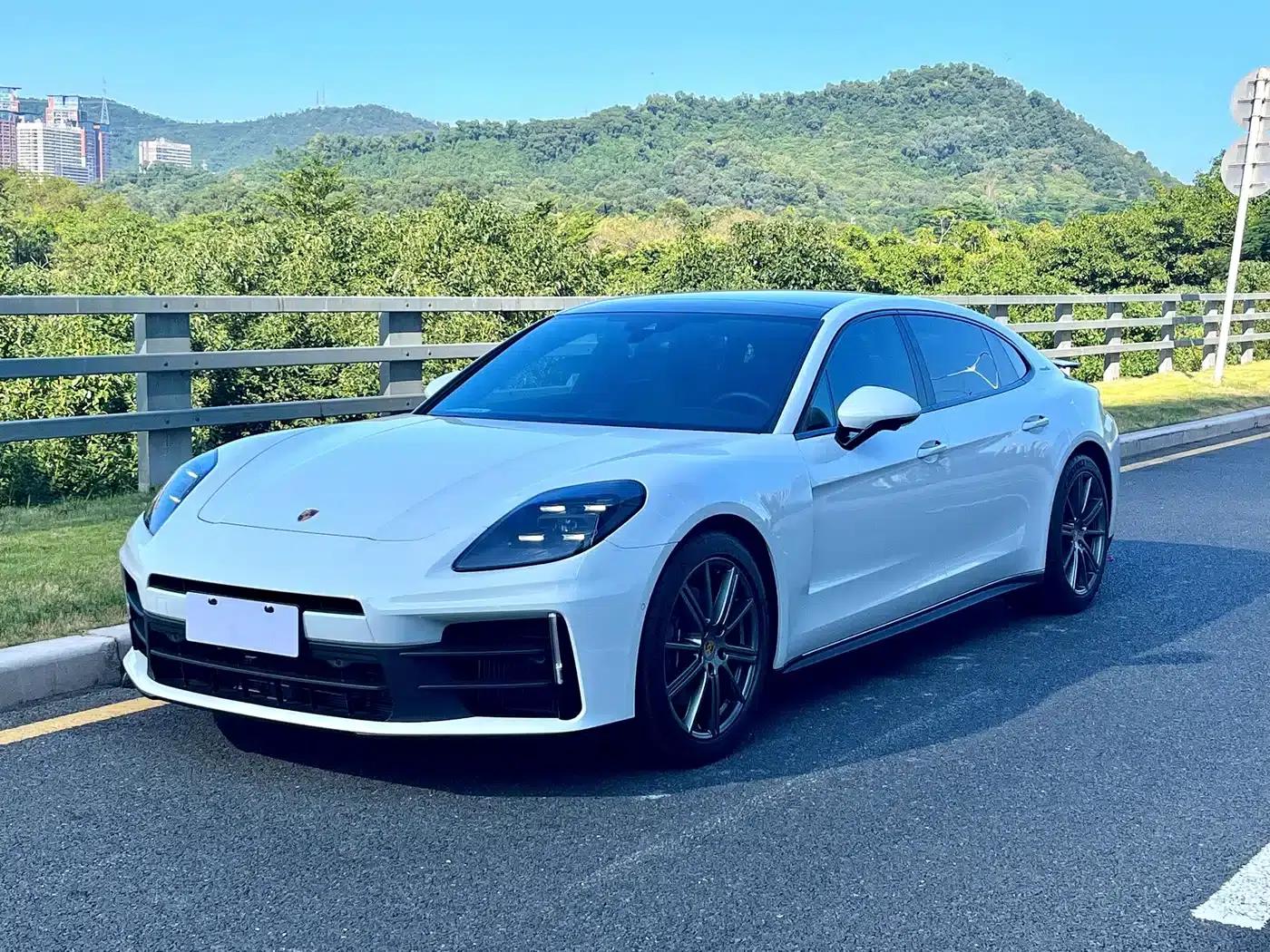 2024 Panamera Executive Long Wheelbase 2.9T — миниатюра 1