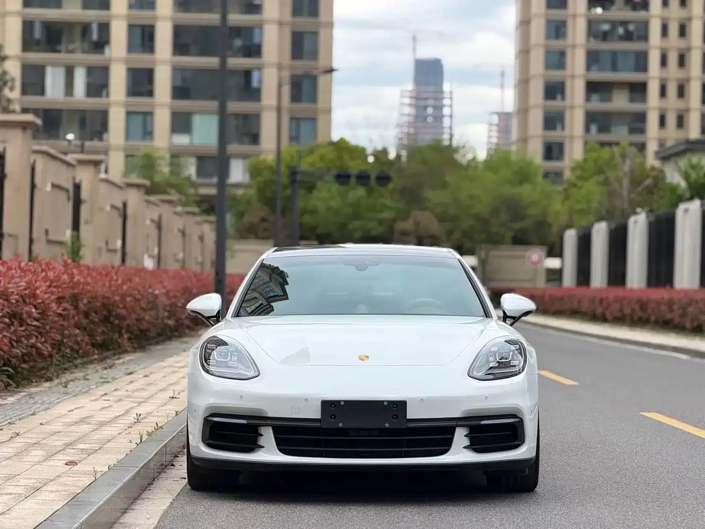 2017 Panamera 3.0T — миниатюра 2