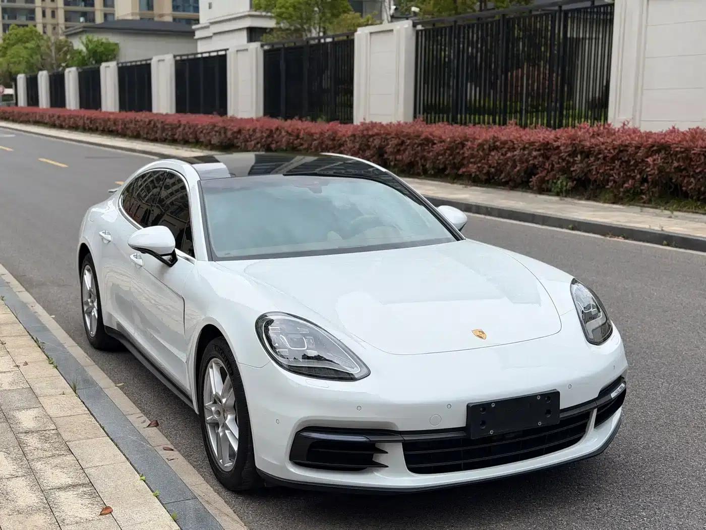 2017 Panamera 3.0T — миниатюра 5