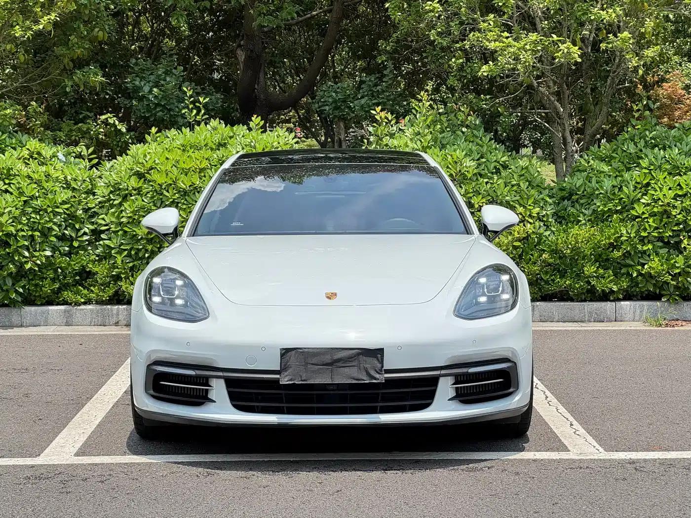 2019 Panamera Executive Long Wheelbase 2.9T — миниатюра 2