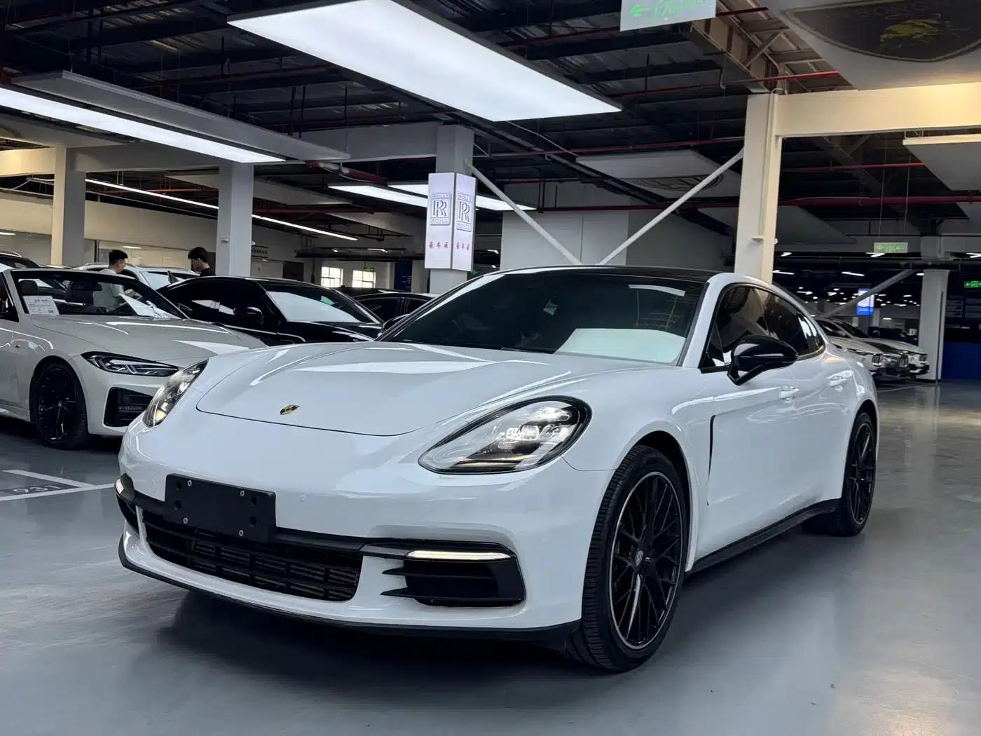 2017 Panamera 3.0T — миниатюра 1