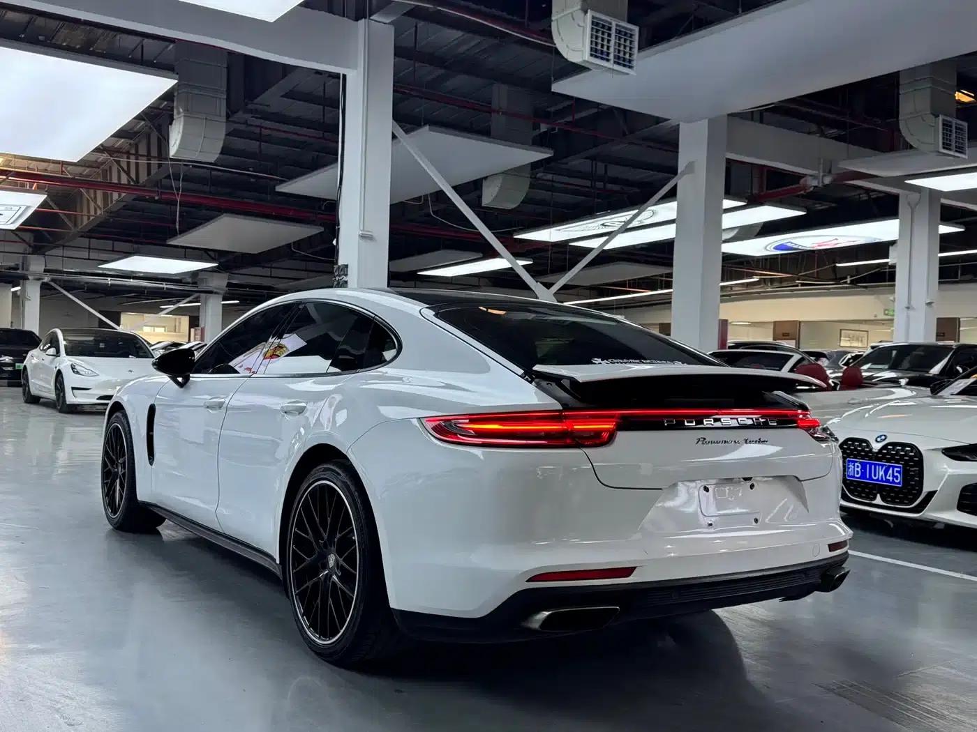 2017 Panamera 3.0T — миниатюра 17