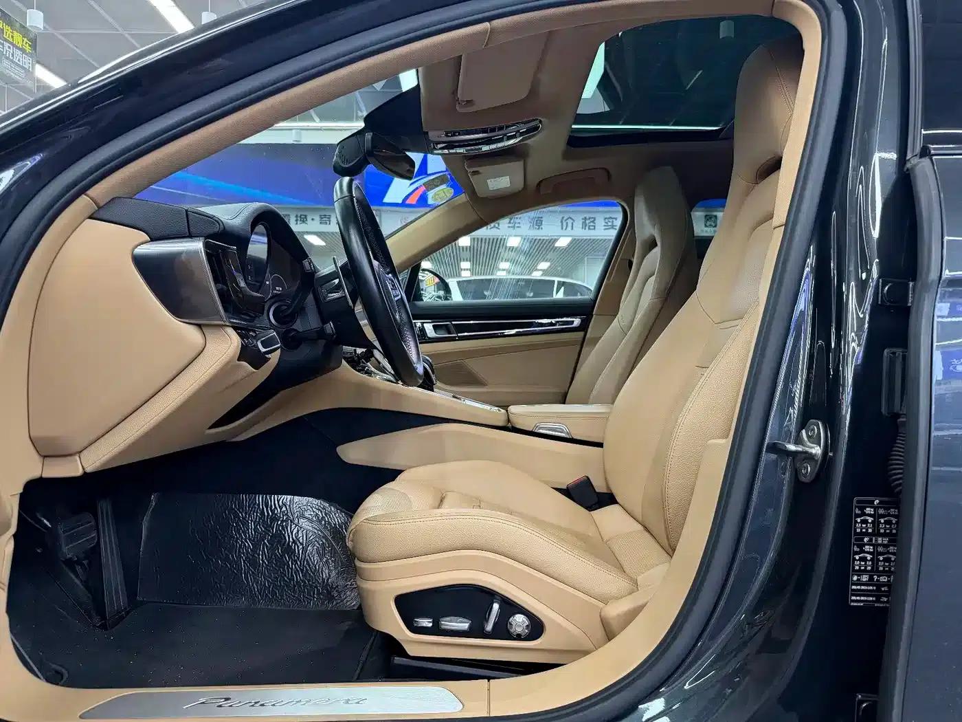 2017 Panamera 3.0T — миниатюра 5