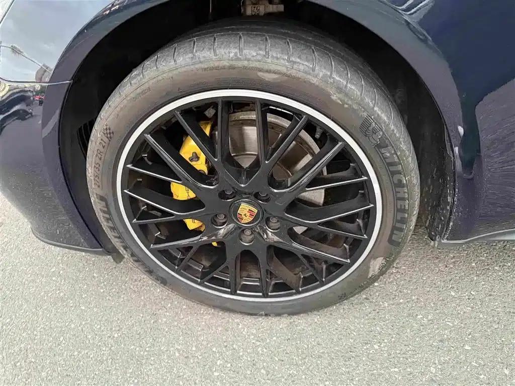2023 Panamera Executive Long Wheelbase Platinum Edition 2.9T — миниатюра 7