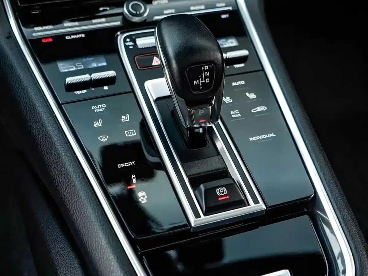 Panamera 2017 Panamera 4 Sport Turismo 3.0T — миниатюра 19