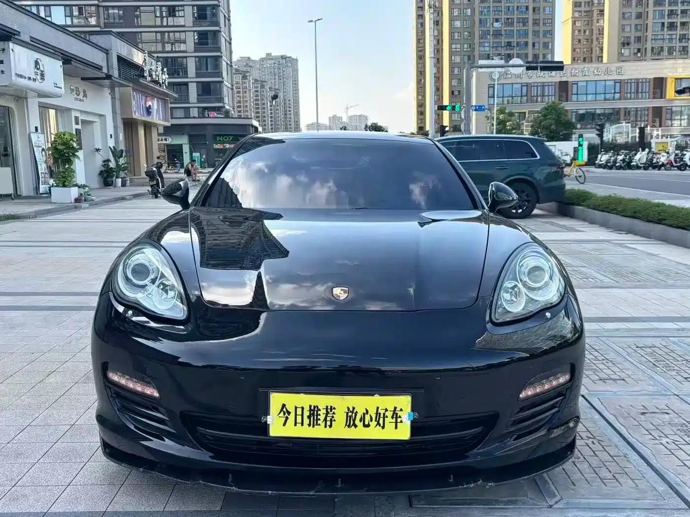 Panamera 2010 Panamera 4 3.6L — миниатюра 2