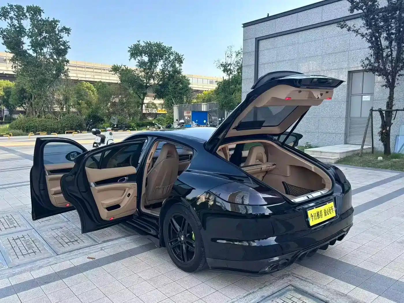 Panamera 2010 Panamera 4 3.6L — миниатюра 12