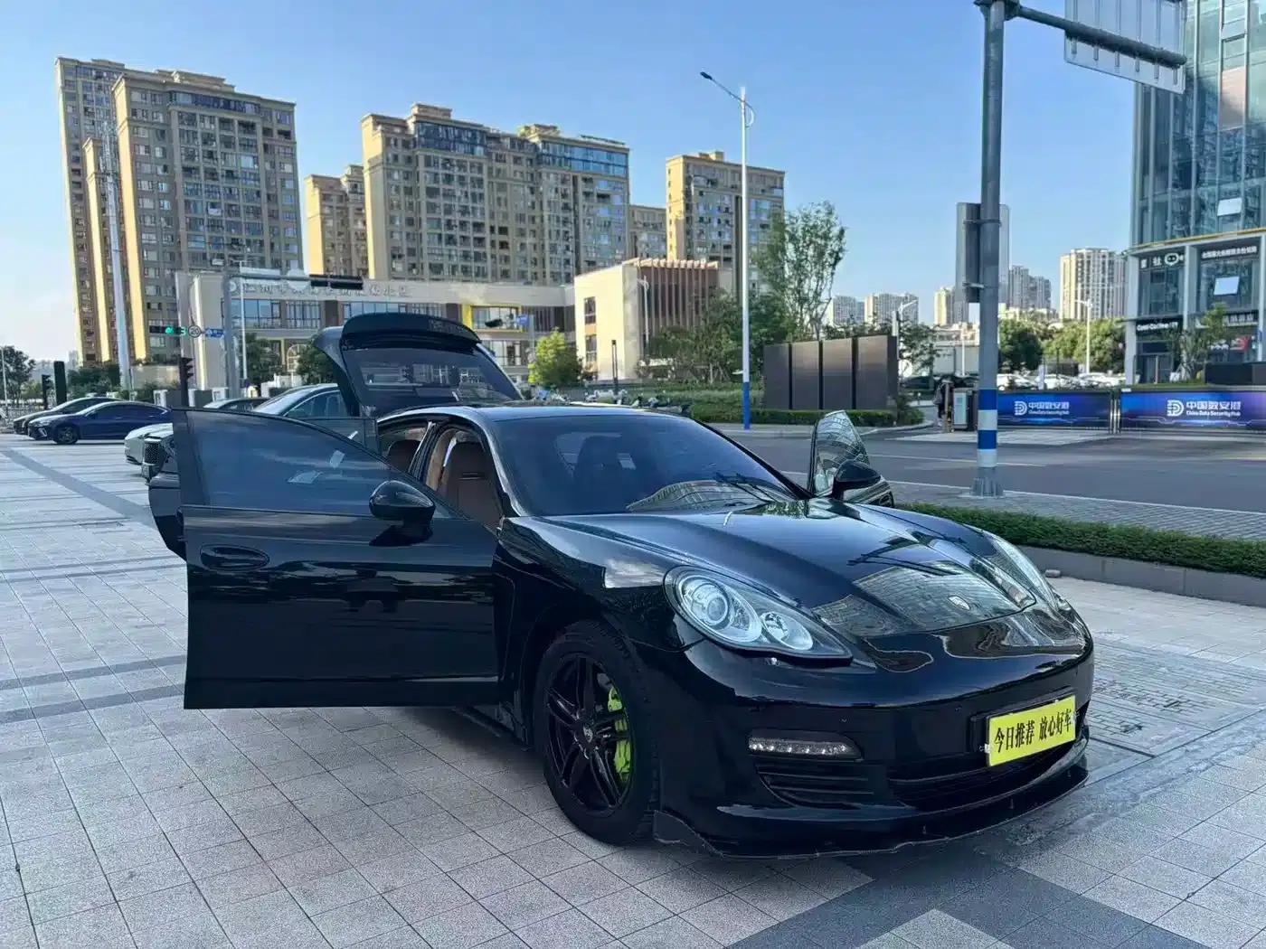 Panamera 2010 Panamera 4 3.6L — миниатюра 13