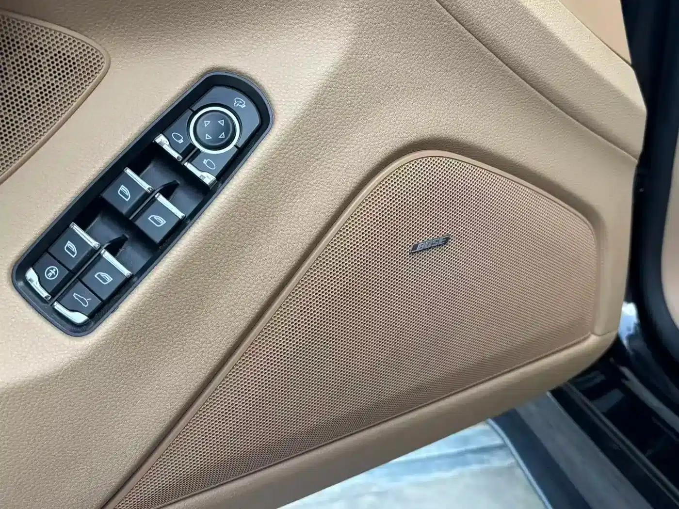 Panamera 2010 Panamera 4 3.6L — миниатюра 18