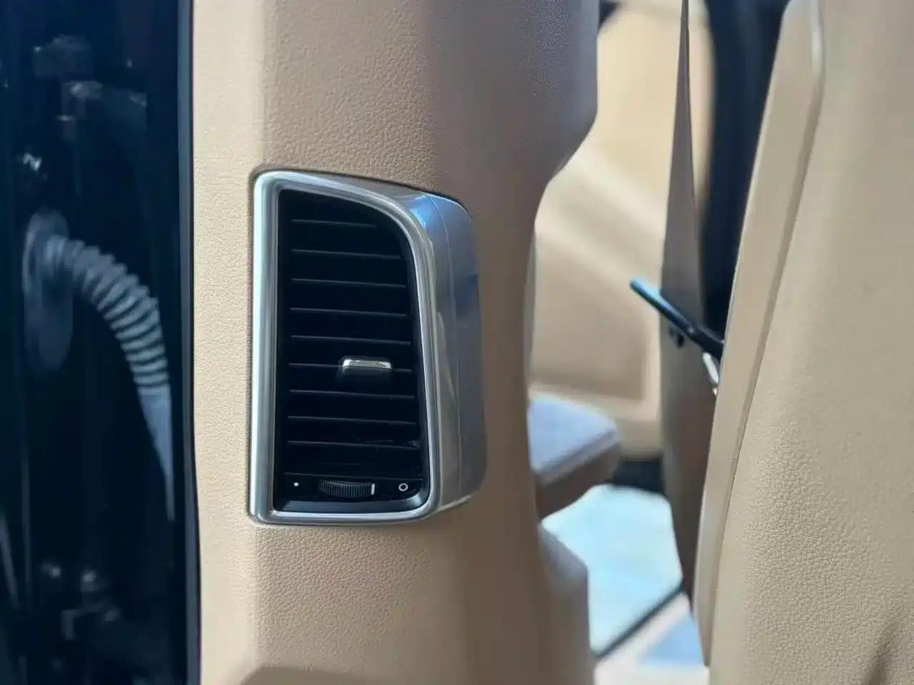 Panamera 2010 Panamera 4 3.6L — миниатюра 29