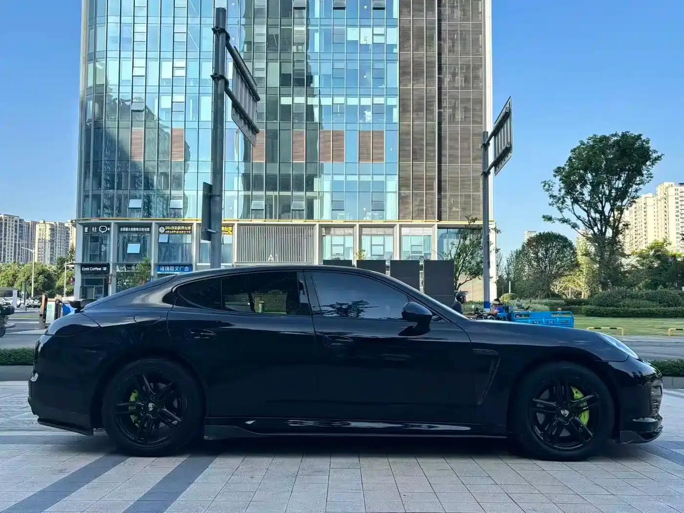 Panamera 2010 Panamera 4 3.6L — миниатюра 4