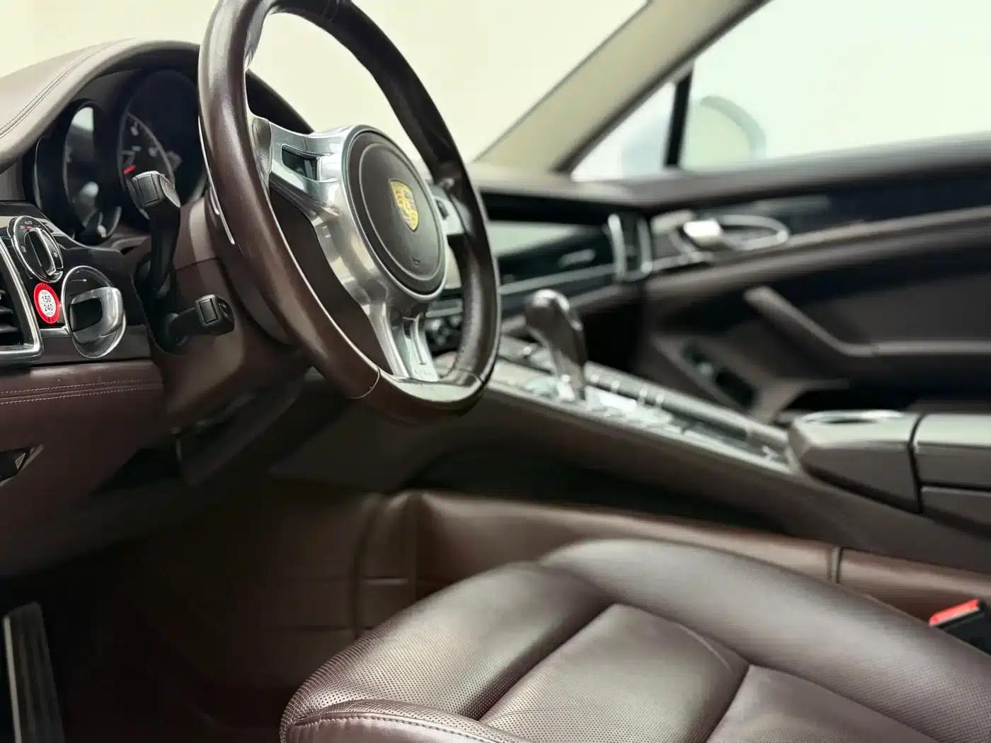 Panamera 2016 Panamera Edition 3.0T — миниатюра 13