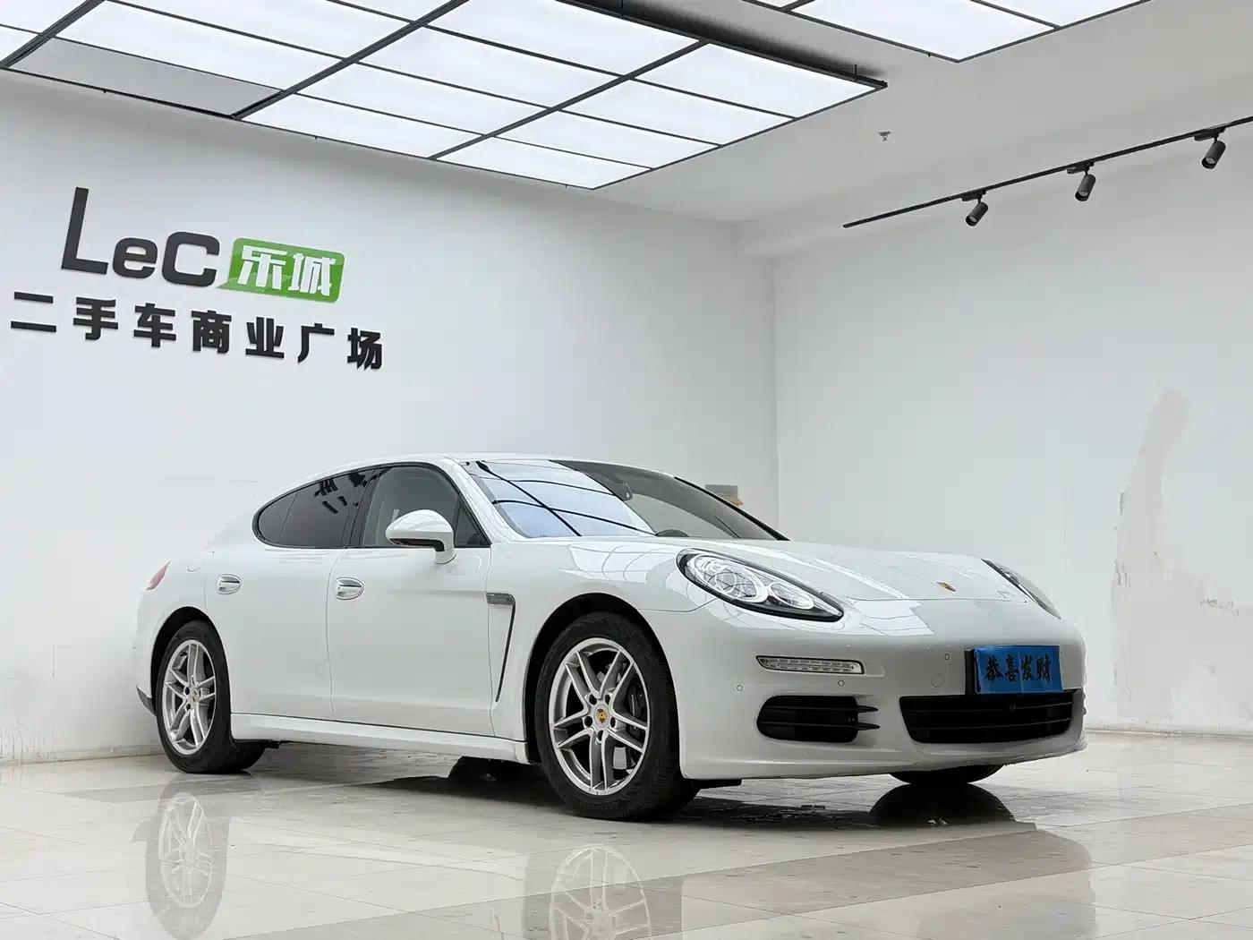 Panamera 2016 Panamera Edition 3.0T — миниатюра 3