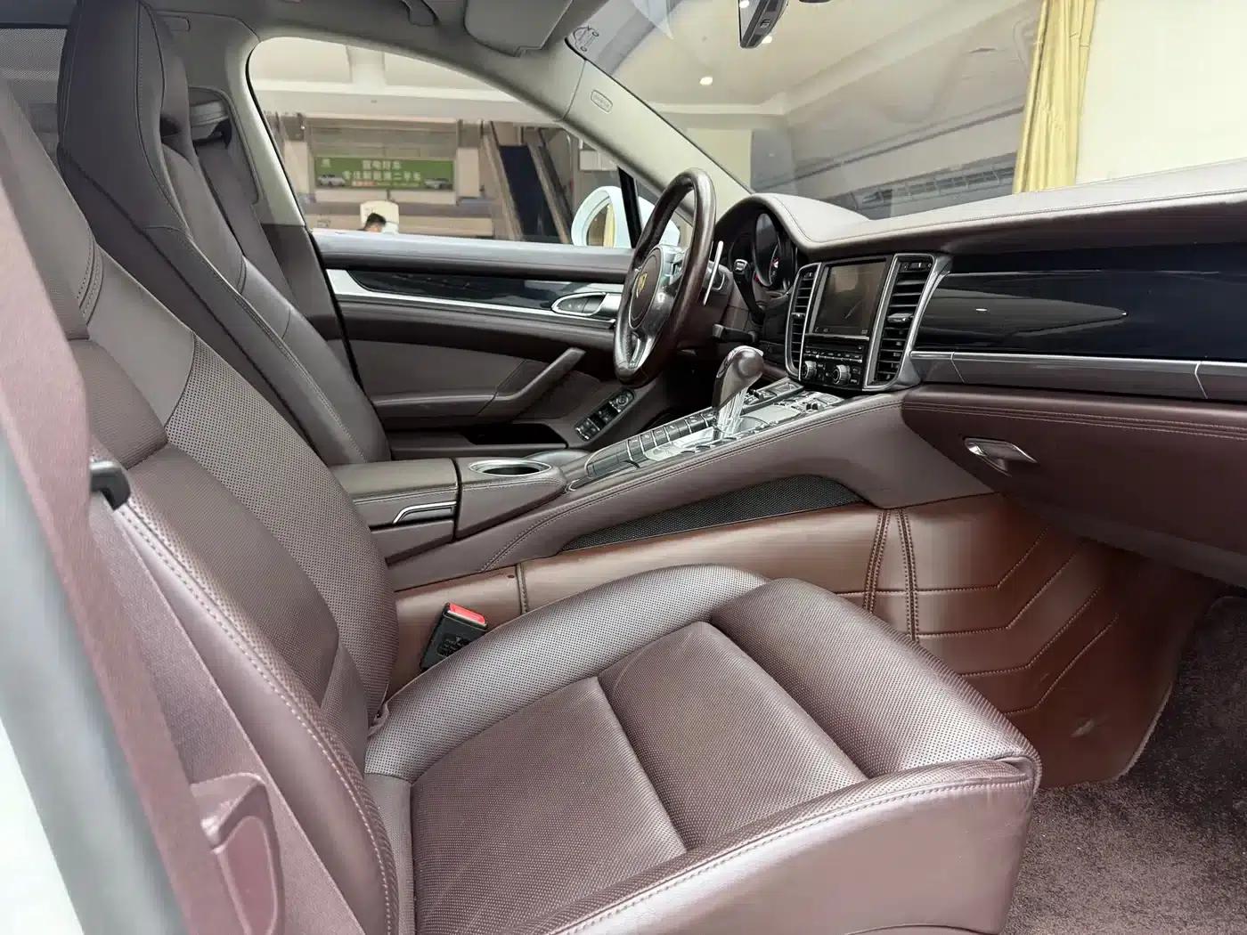 Panamera 2016 Panamera Edition 3.0T — миниатюра 6