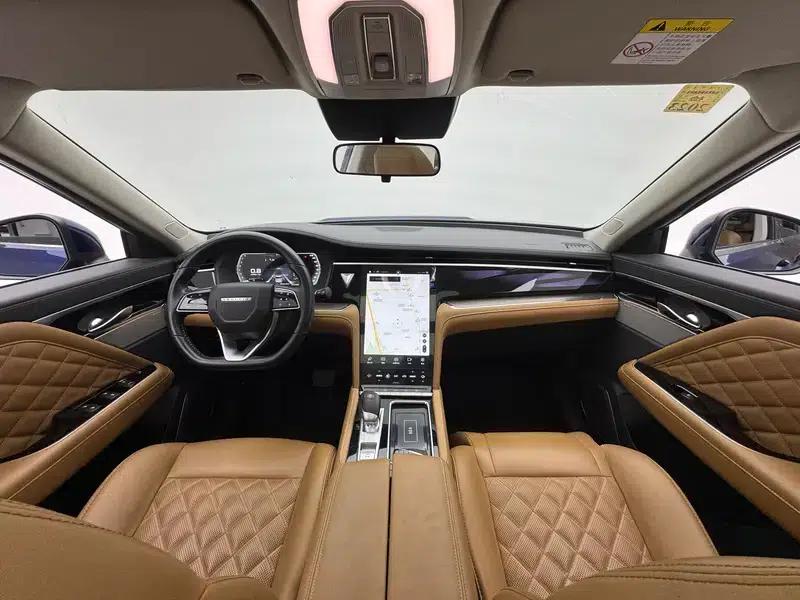 Venucia Star 2020 260T 48V Mild Hybrid Turbocharged Star Edition — миниатюра 14