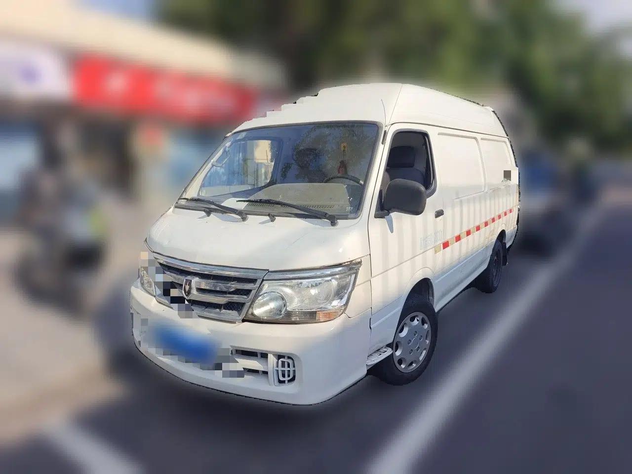 Jinbei Hiace Golden Cup Sea Lion 2.0L manual transmission, no sunroof, enclosed cargo van — миниатюра 1