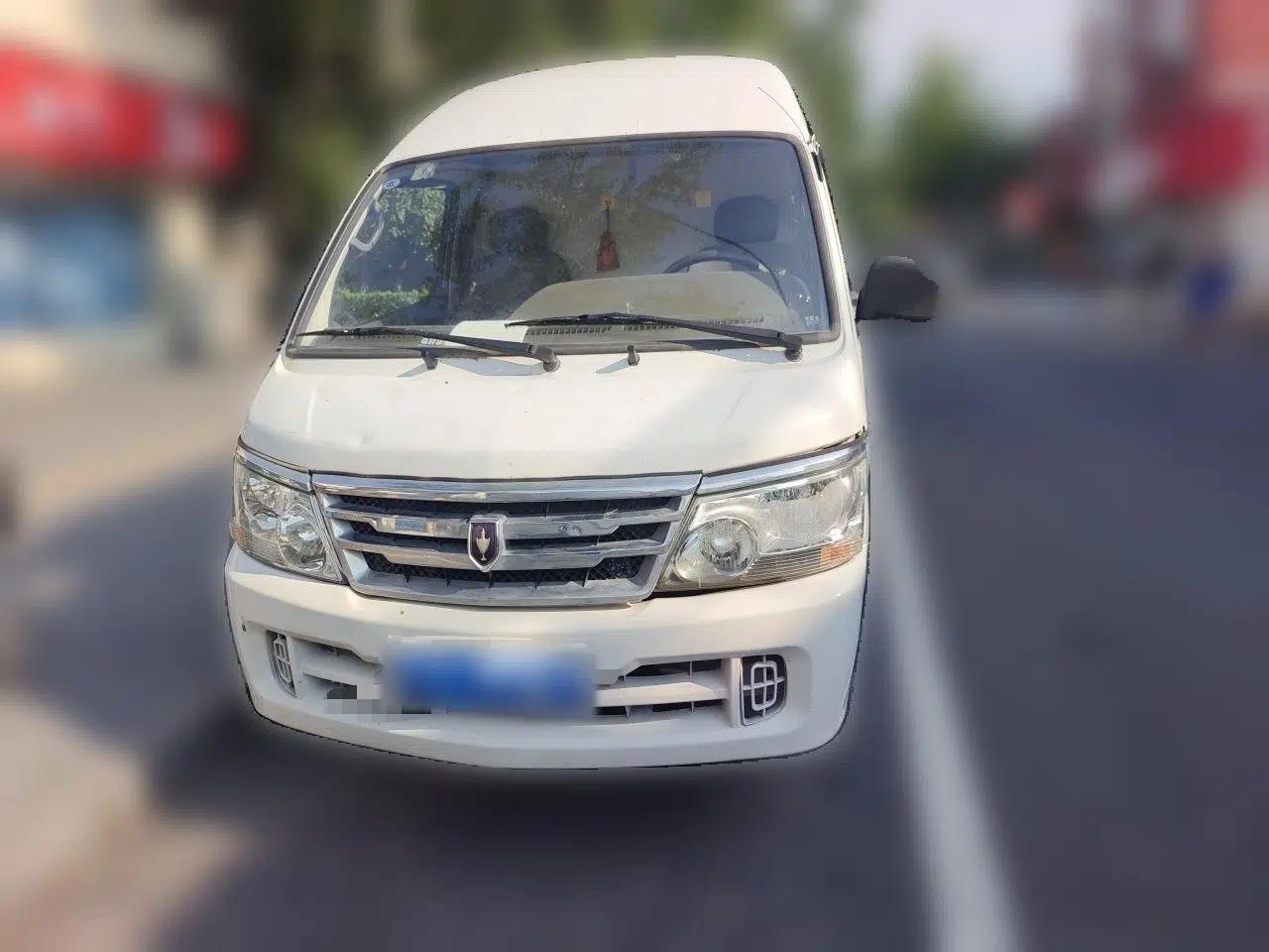 Jinbei Hiace Golden Cup Sea Lion 2.0L manual transmission, no sunroof, enclosed cargo van — миниатюра 2