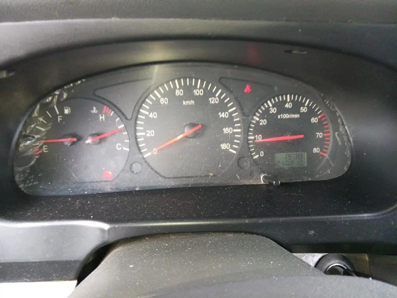 Jinbei Hiace 2016 2.0L Manual 9-Seater Gasoline — миниатюра 11