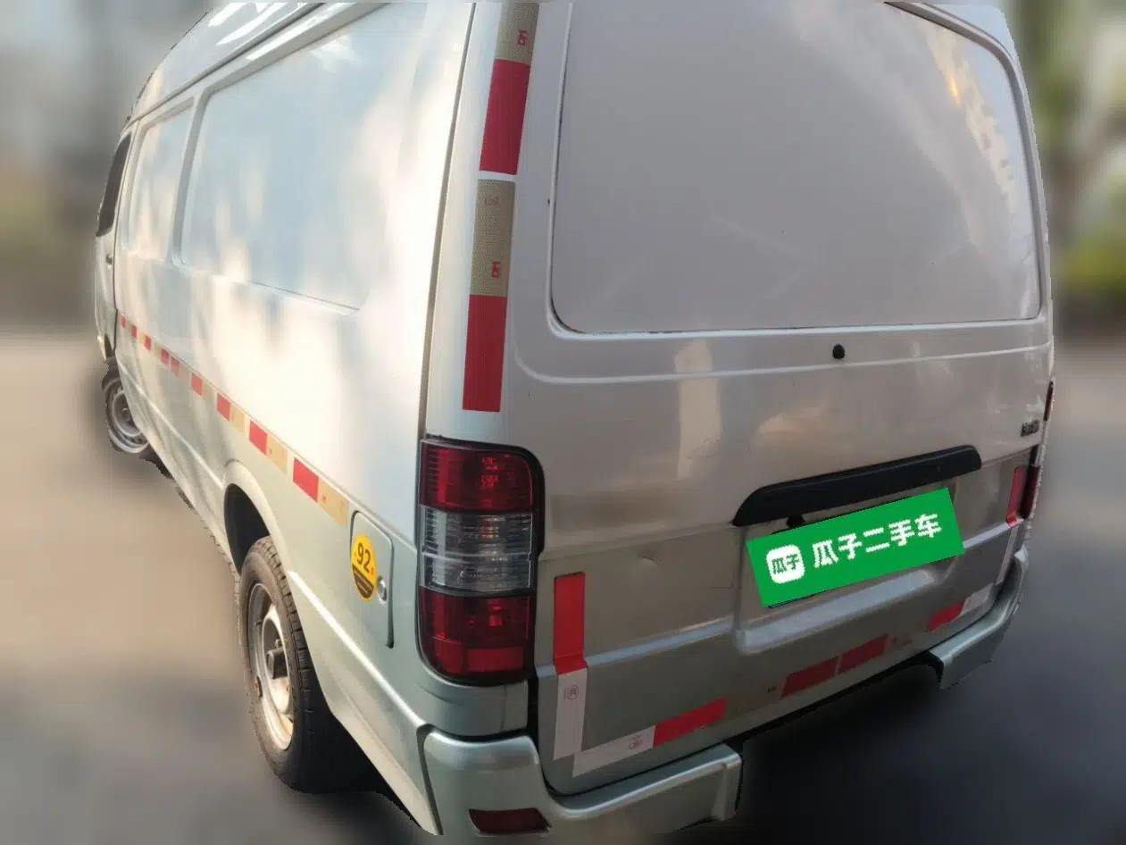 Jinbei Hiace Golden Cup Sea Lion manual 2.0 gasoline — миниатюра 4