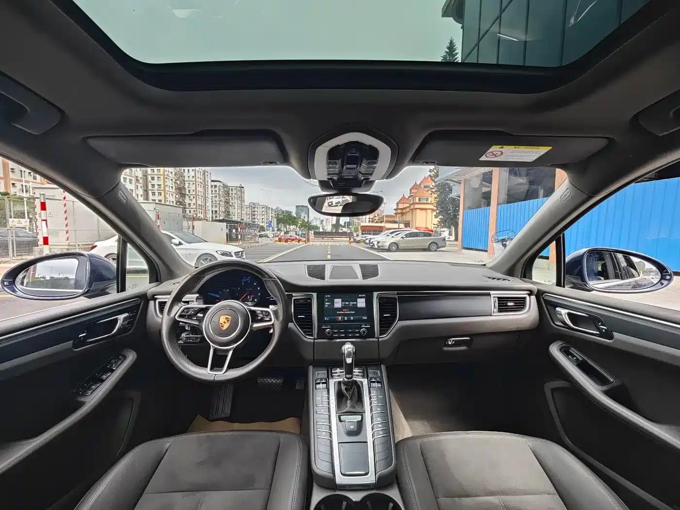 2017 Macan 2.0T — миниатюра 12