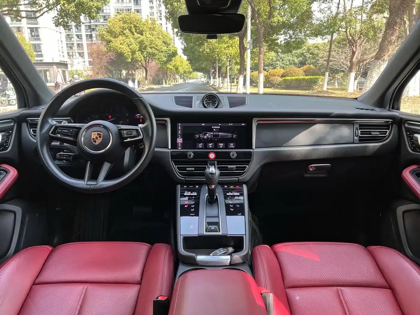 2022 Macan 2.0T — миниатюра 4