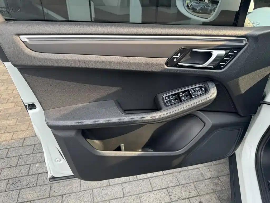 2018 Macan 2.0T — миниатюра 15