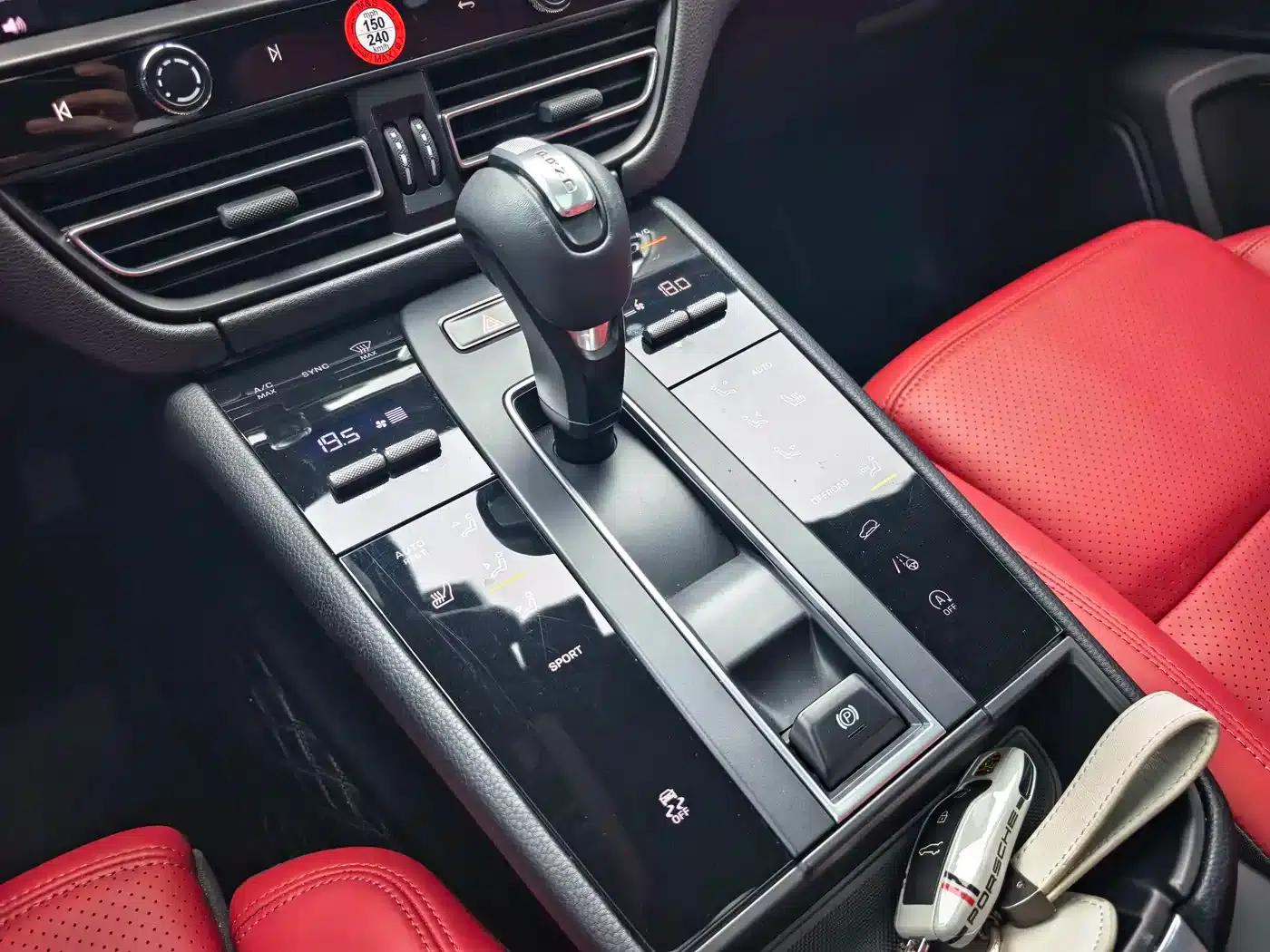 2022 Macan 2.0T — миниатюра 12