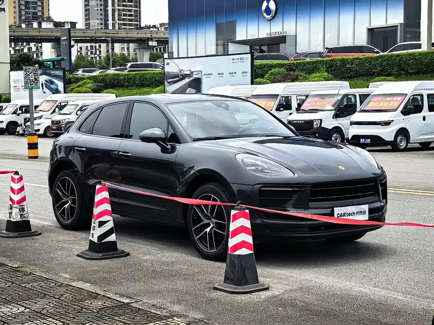 2022 Macan 2.0T — миниатюра 6