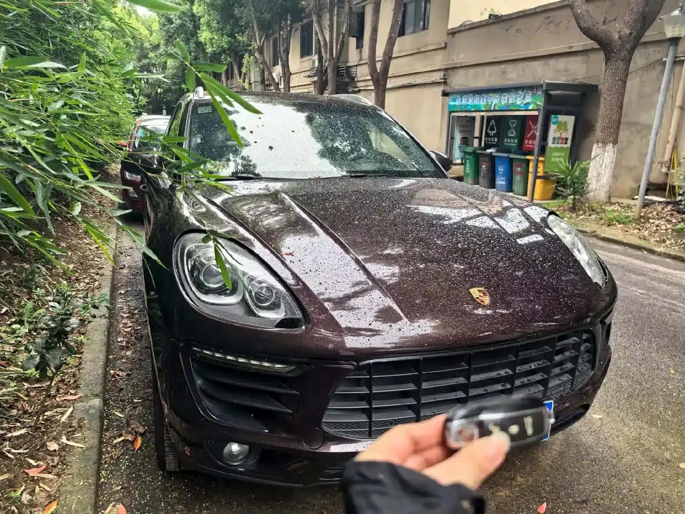 2014 Macan 2.0T — миниатюра 2