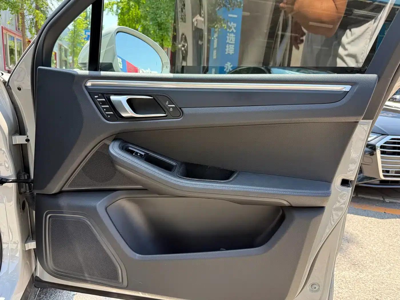 2021 Macan 2.0T — миниатюра 17