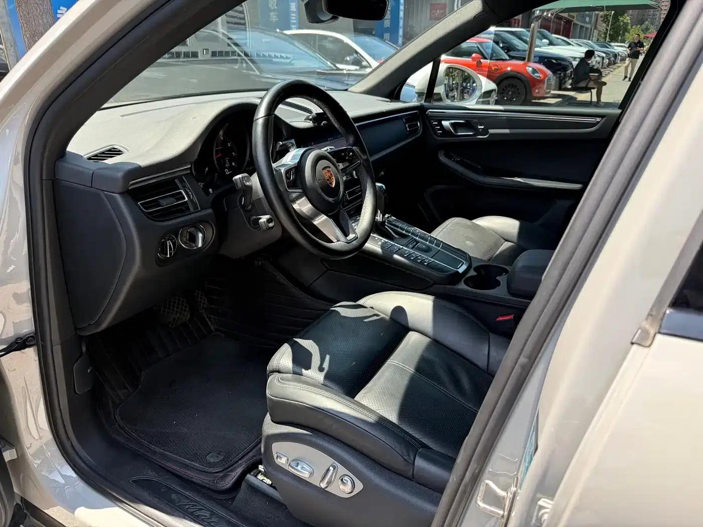 2021 Macan 2.0T — миниатюра 8