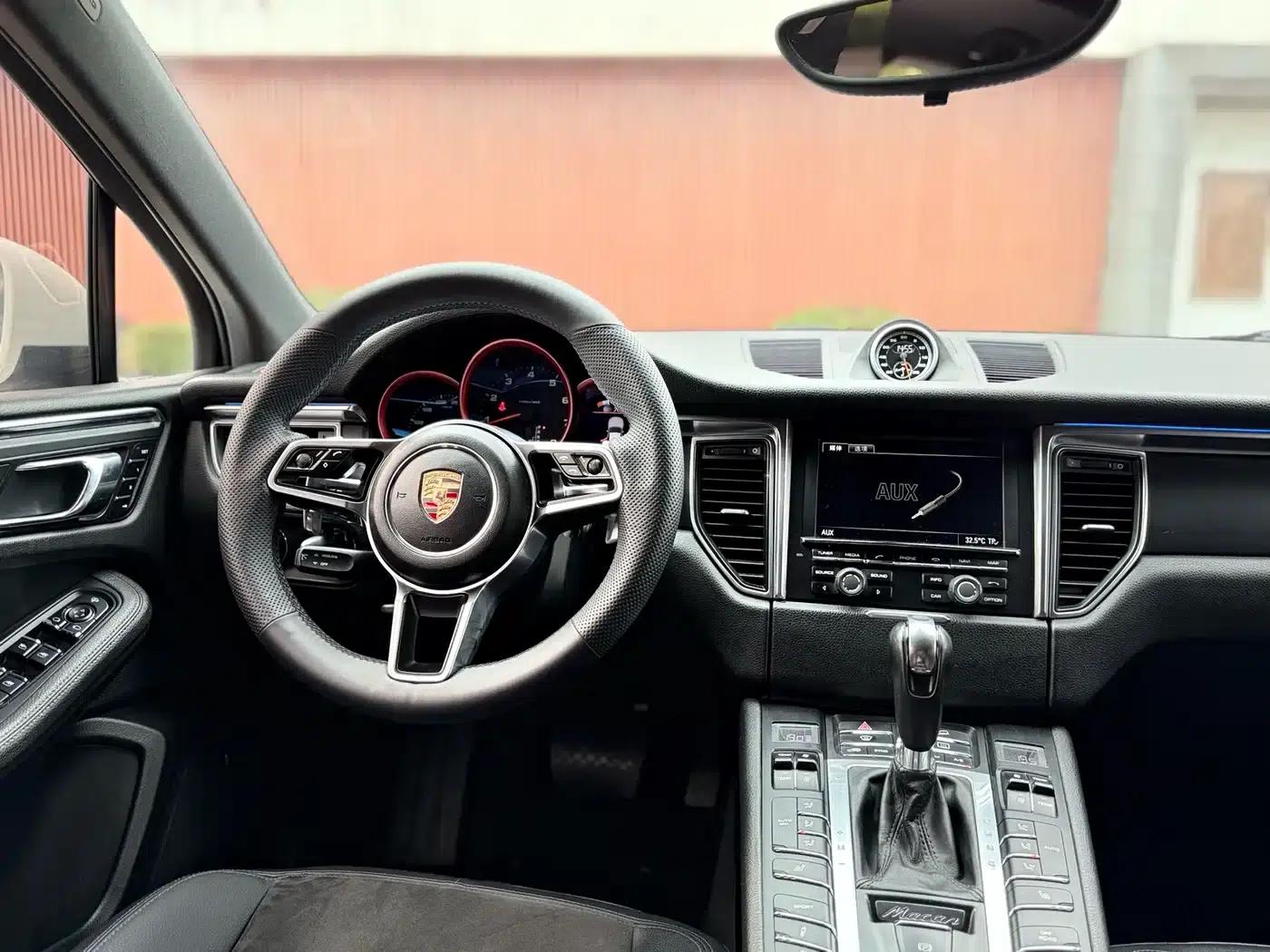 2014 Macan 2.0T — миниатюра 22