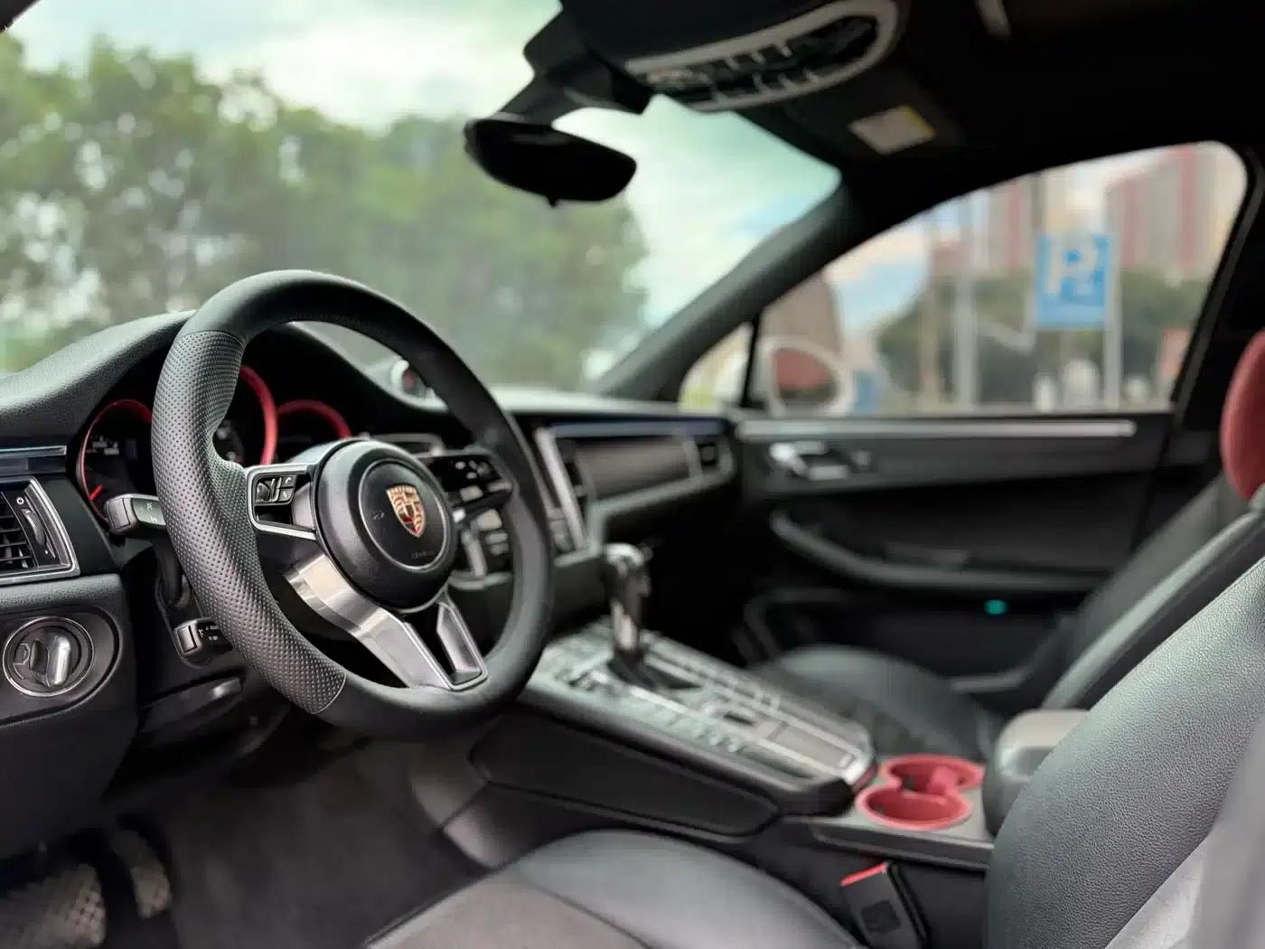 2014 Macan 2.0T — миниатюра 10