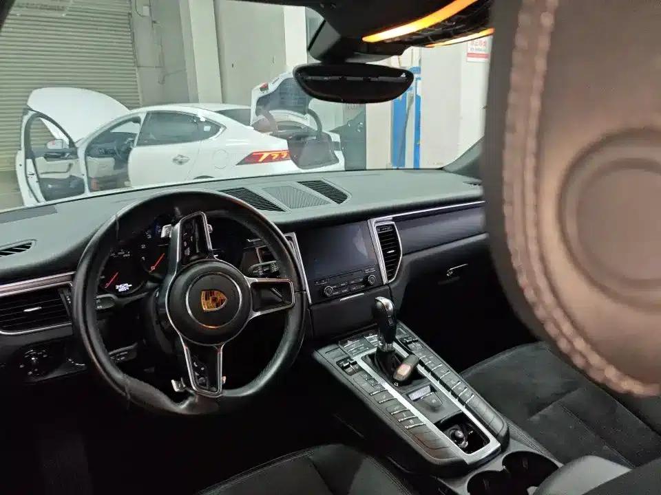 2017 Macan 2.0T — миниатюра 3