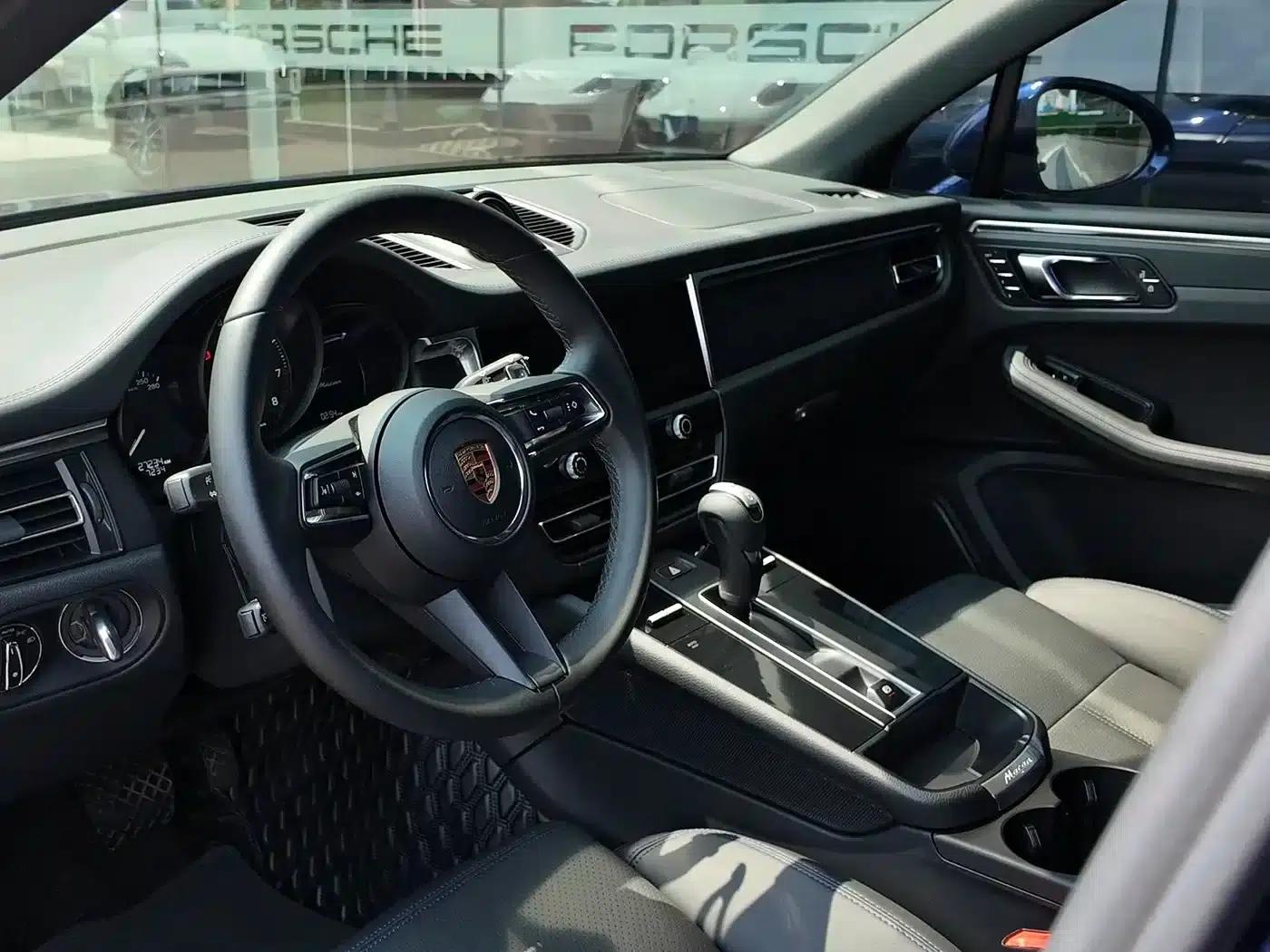 2023 Macan 2.0T — миниатюра 5