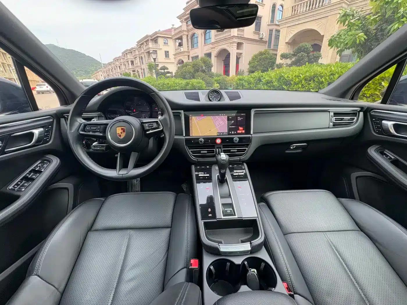 2022 Macan 2.0T — миниатюра 6