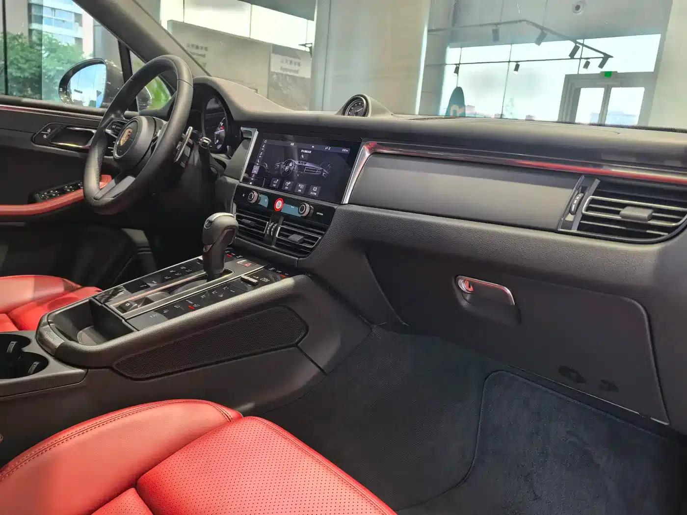 2023 Macan 2.0T — миниатюра 5