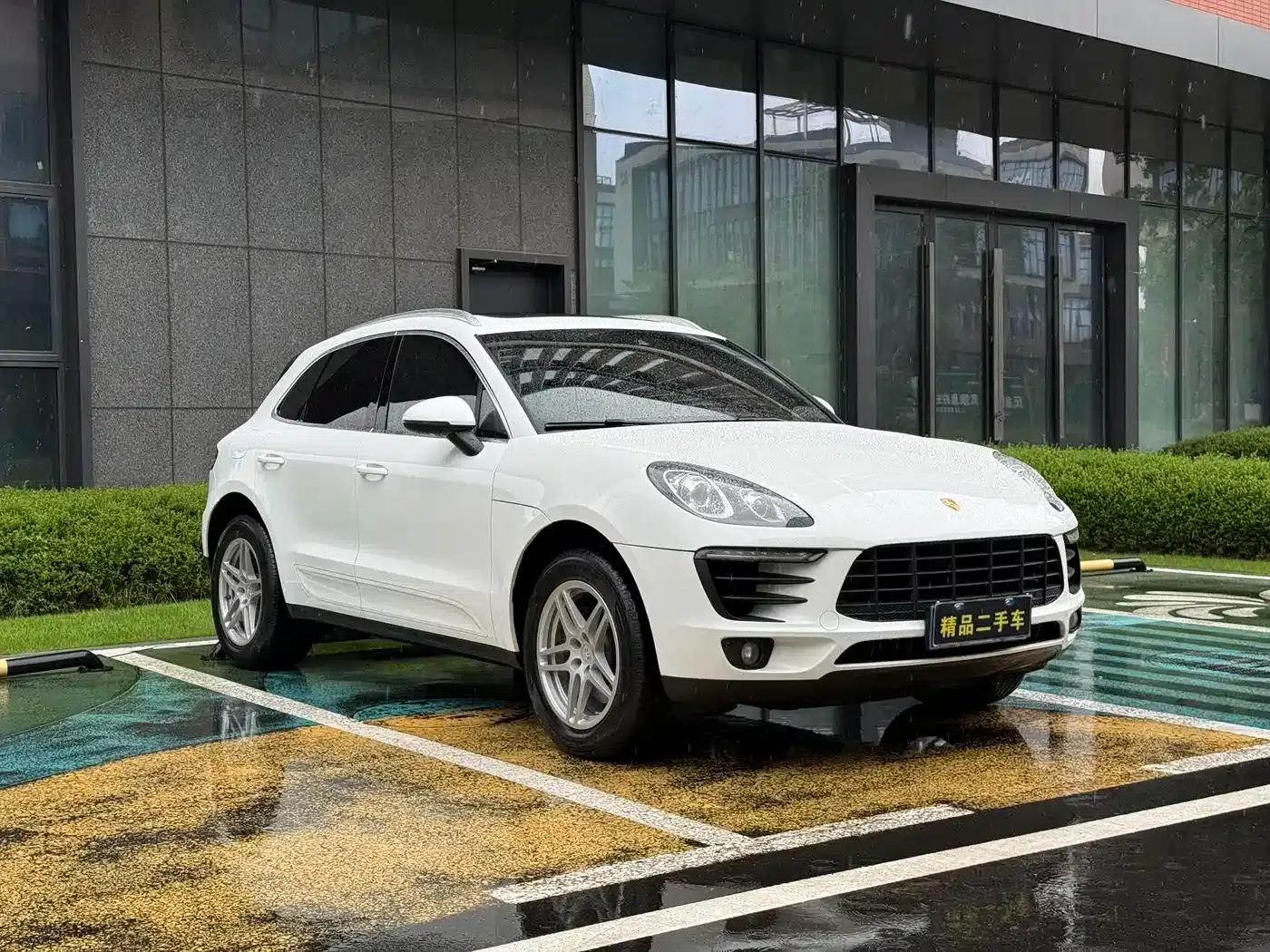 2017 Macan 2.0T — миниатюра 3