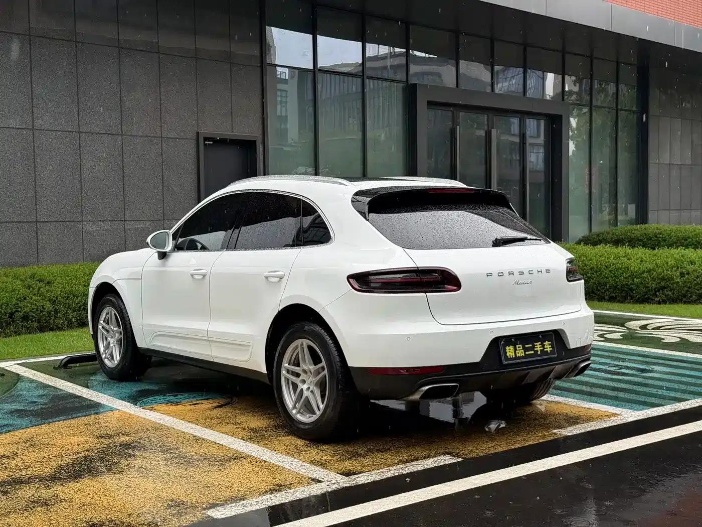 2017 Macan 2.0T — миниатюра 10