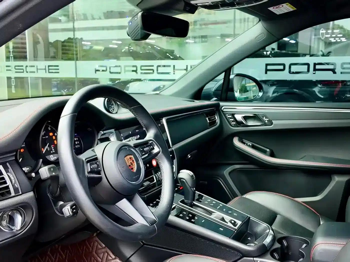2023 Macan 2.0T — миниатюра 6