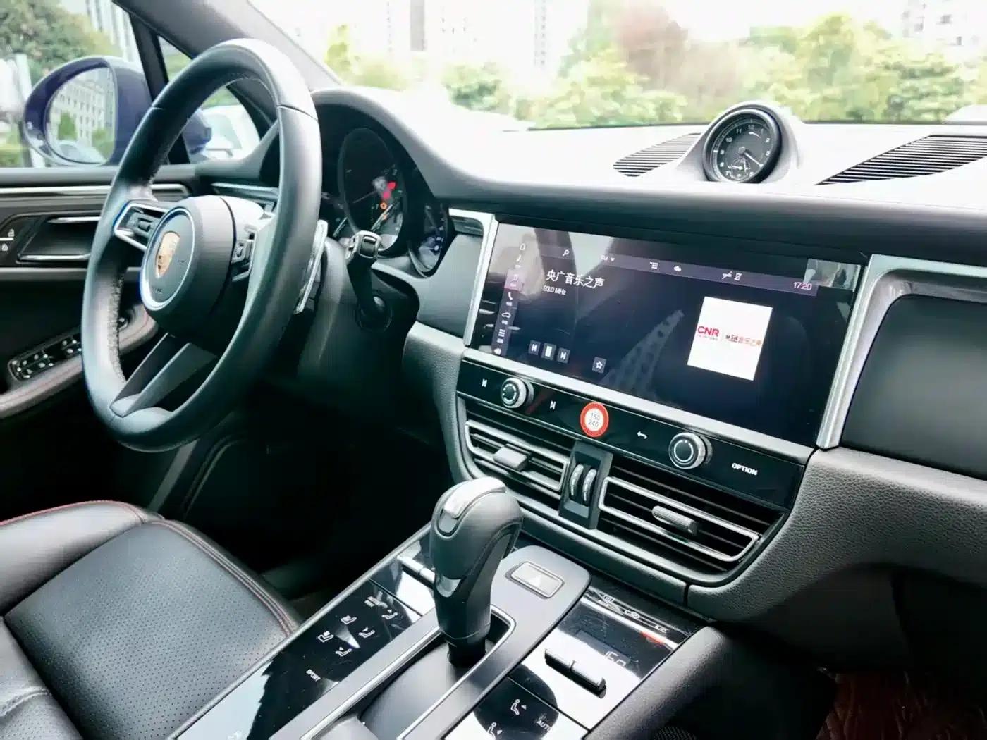 2023 Macan 2.0T — миниатюра 7