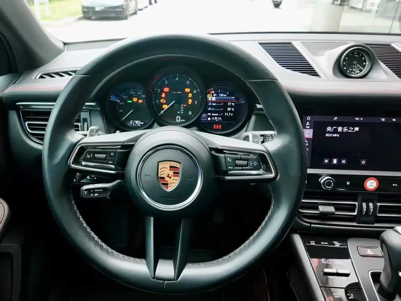 2023 Macan 2.0T — миниатюра 9