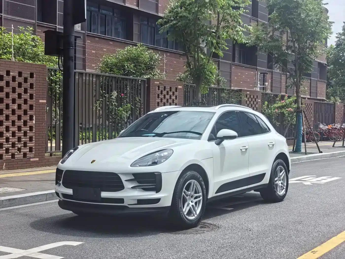 2018 Macan 2.0T — миниатюра 1