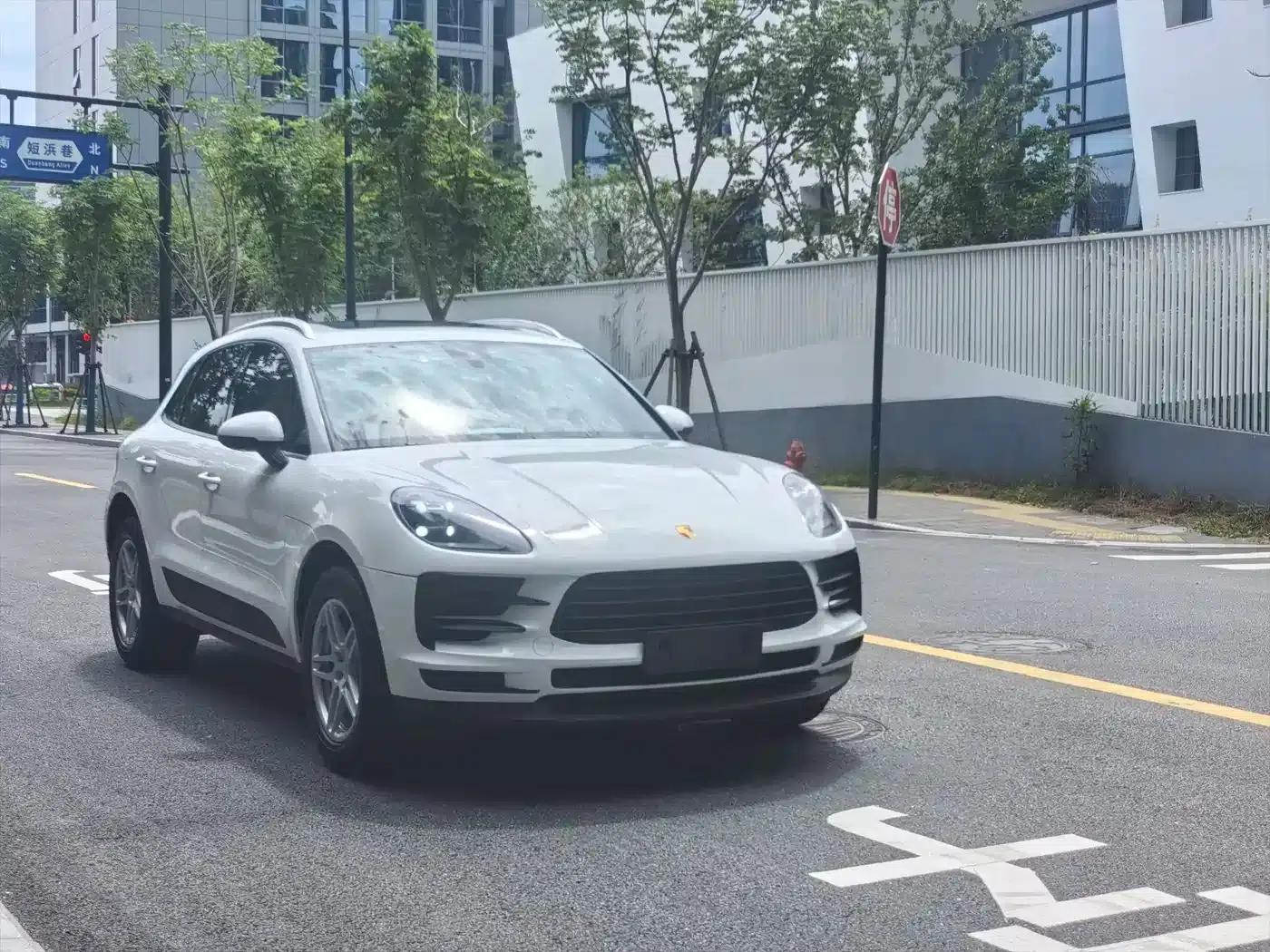 2018 Macan 2.0T — миниатюра 3