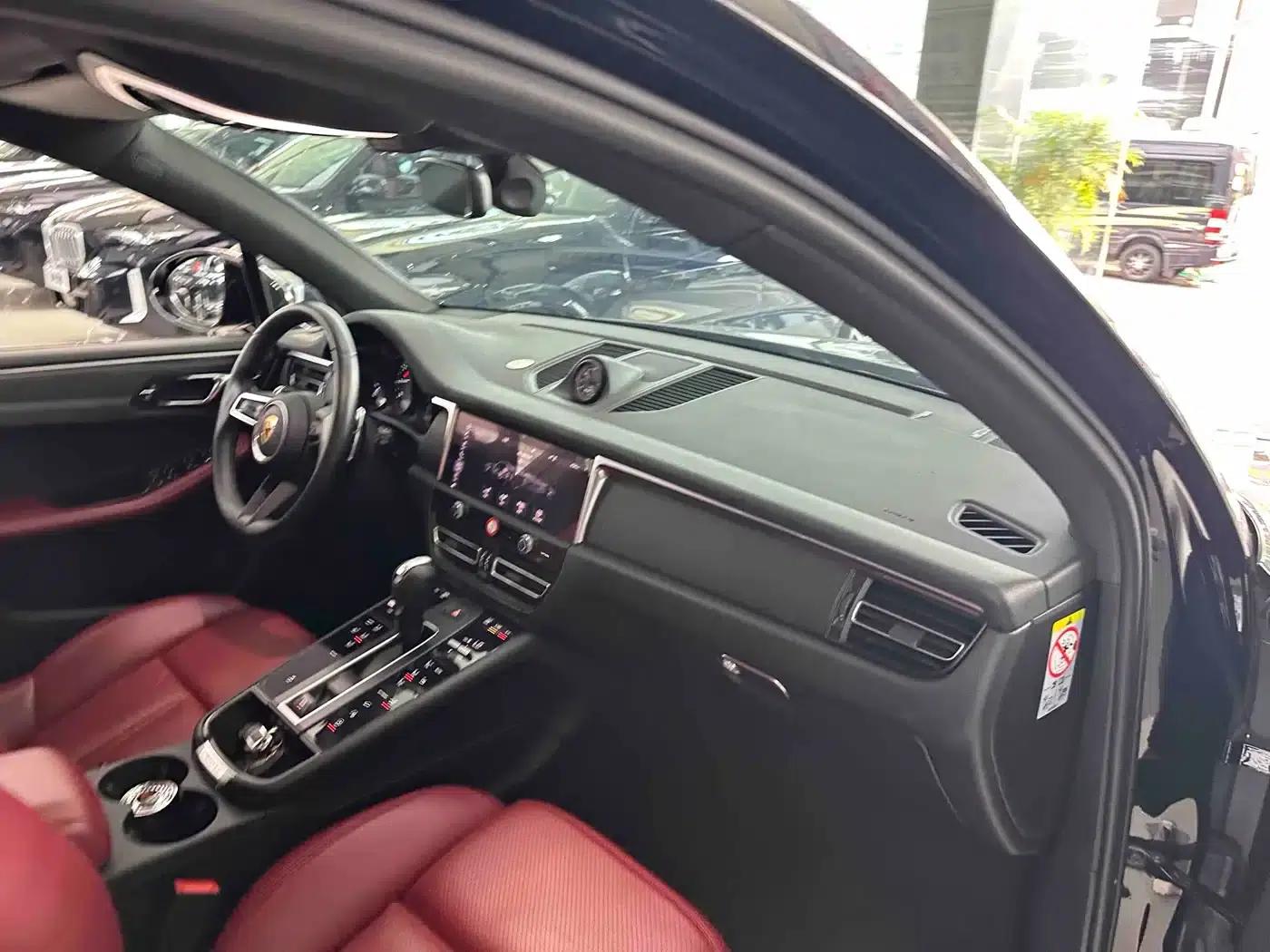 2022 Macan 2.0T — миниатюра 13