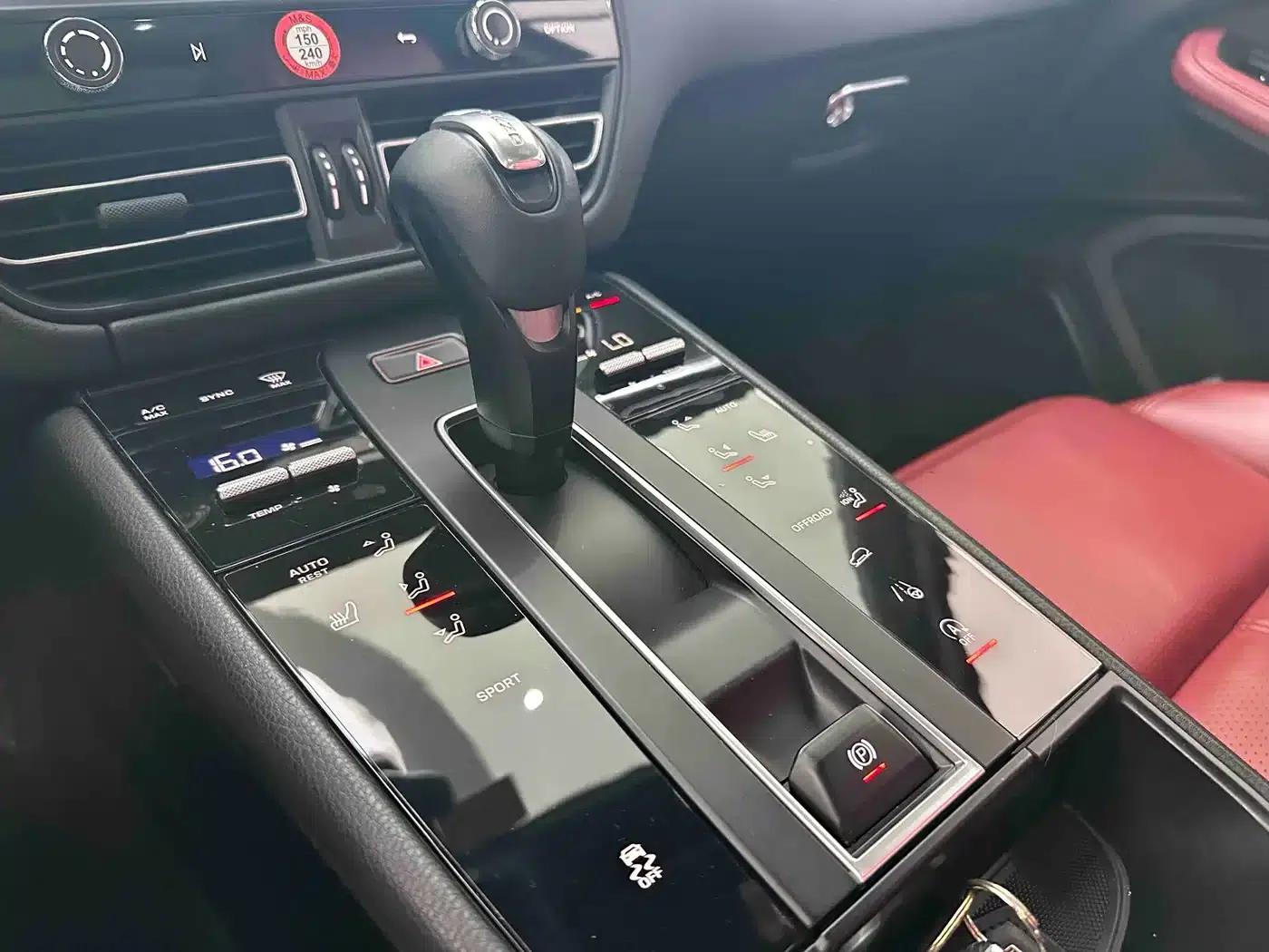 2022 Macan 2.0T — миниатюра 7