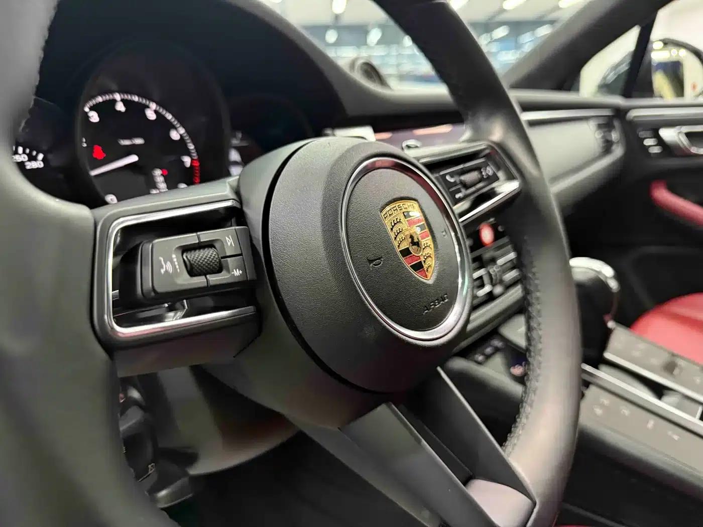 2023 Macan 2.0T — миниатюра 11