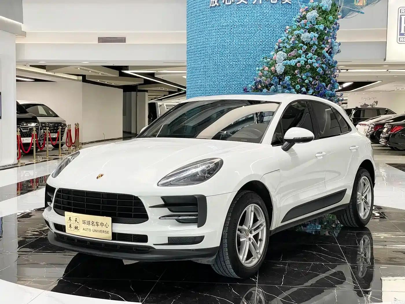 2018 Macan 2.0T — миниатюра 1