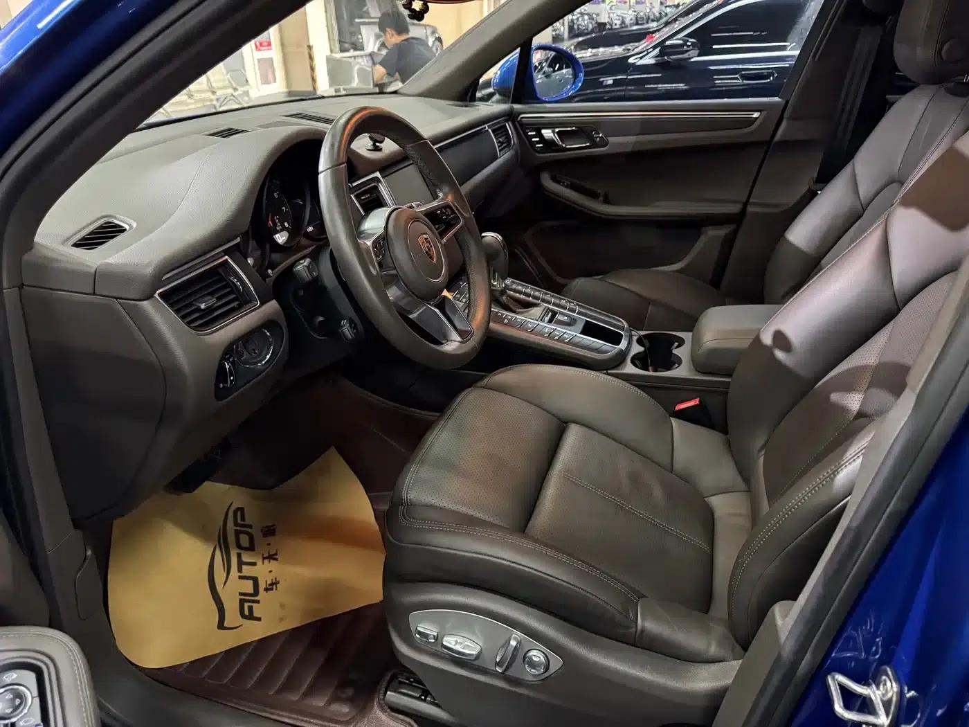 2016 Macan 2.0T — миниатюра 4