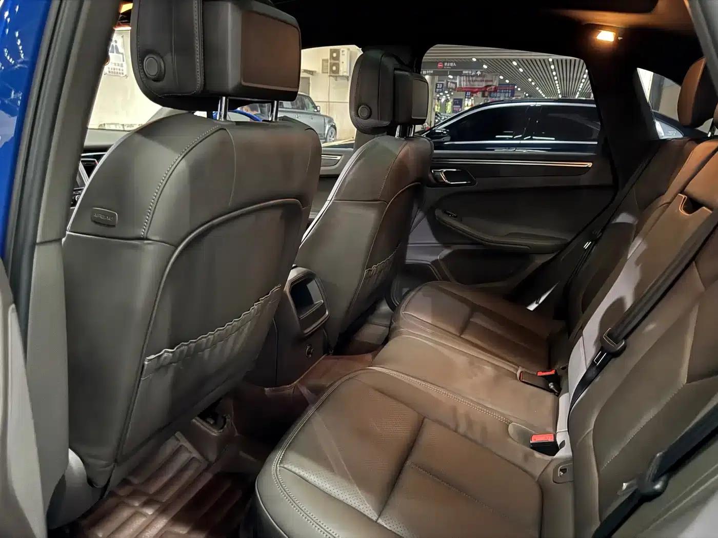 2016 Macan 2.0T — миниатюра 9